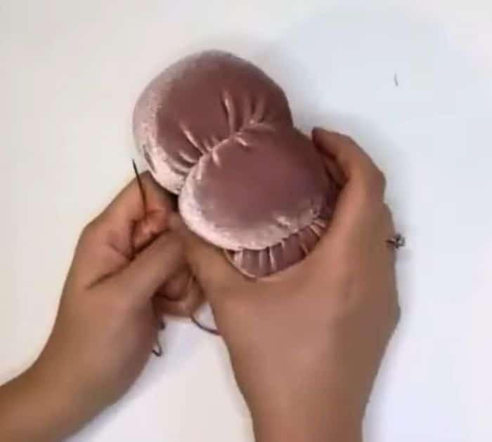 How to Make Velvet Pumpkins With Sections