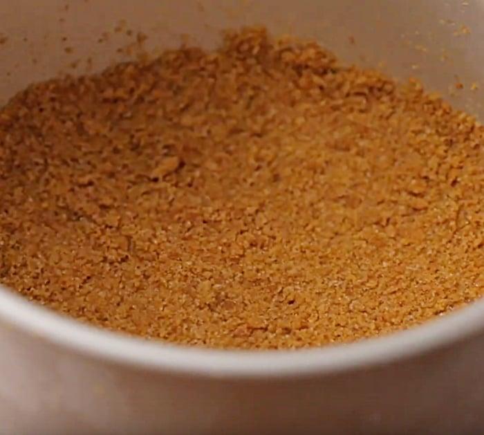 Learn to make an easy crockpot cheesecake with Martha Stewart