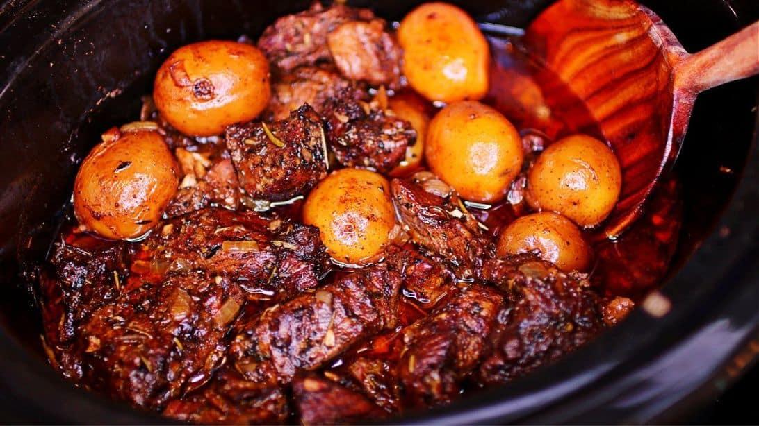 Garlic Butter Beef & Potatoes Recipe