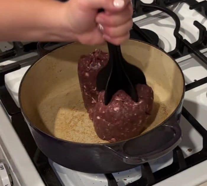 Easy to Make Stovetop Cheeseburger Macaroni