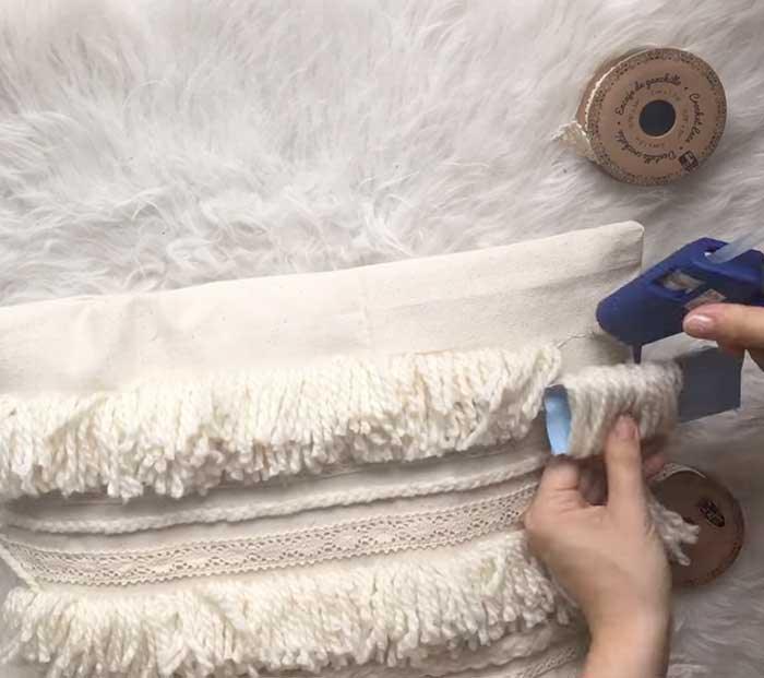 DIY No Sew Fringe Pillow Case - No Sew DIY