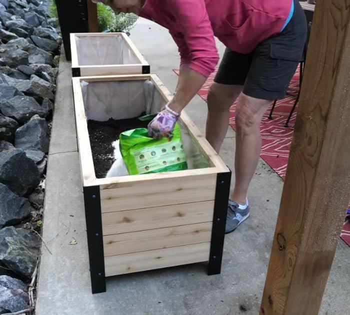 Easy DIY Modern Raised Planter Box Tutorial