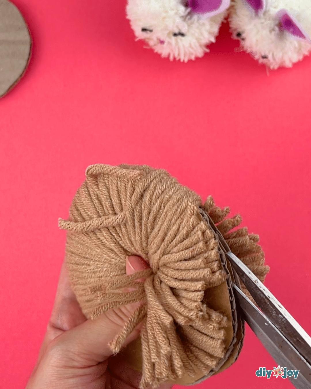 Easy Pom Pom Bunny — easter project
