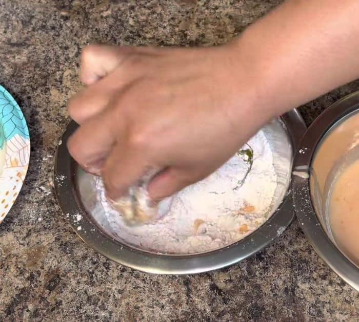 How To Make Texas Roadhouse Fried Pickles