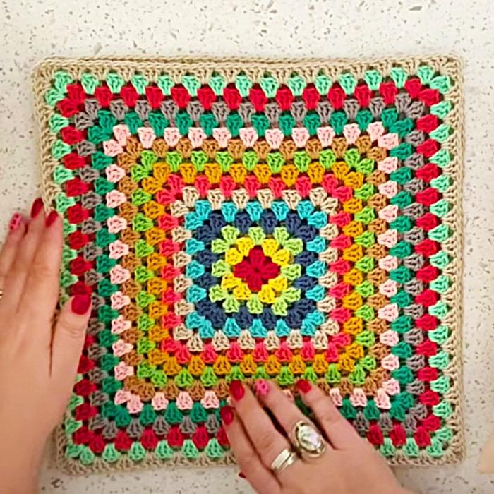 DIY Granny Square Pillow - Easy Crochet Project - Crochet Pillow Pattern