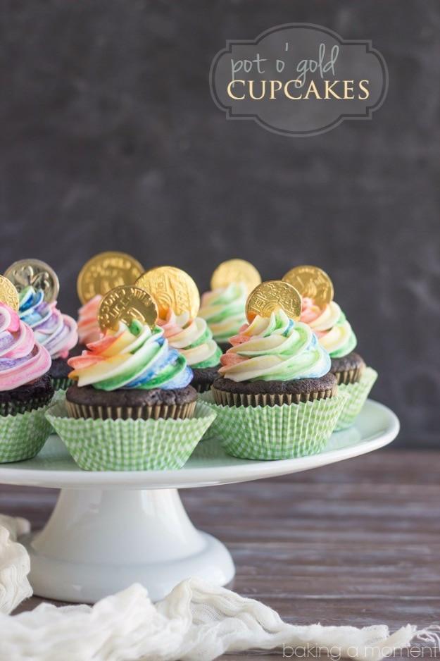 DIY St Patricks Day Ideas - Pot Of Gold Cupcakes - Food and Best Recipes, Decorations and Home Decor, Party Ideas - Cupcakes, Drinks, Festive St Patrick Day Parties With these Easy