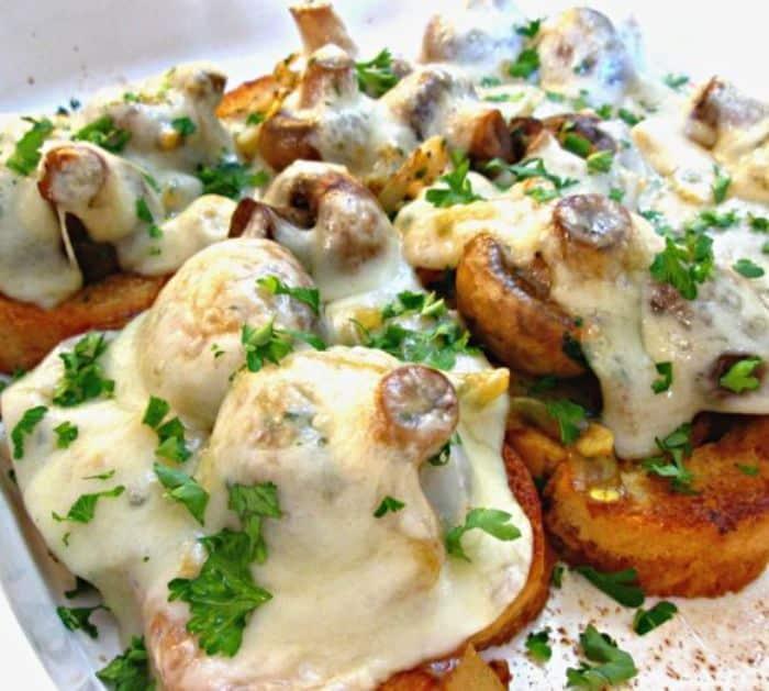 How To Make Skillet Garlic Mushrooms And Onions