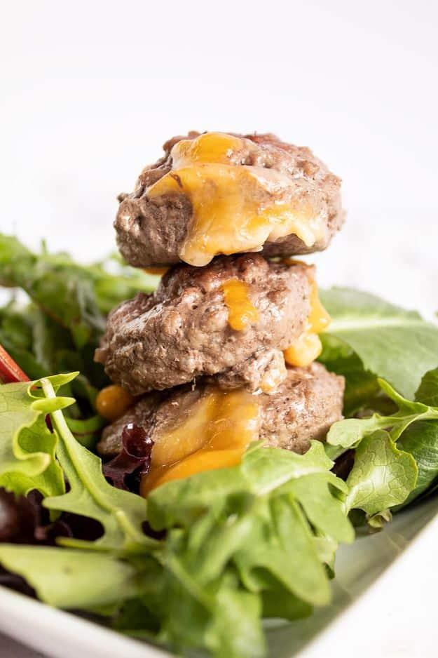 Keto Fat Bombs and Best Ketogenic Recipe Ideas to Make At Home - Keto Butter Burgers - Easy Recipes With Peanut Butter, Cream Cheese, Chocolate, Coconut Oil, Coffee low carb fat bo