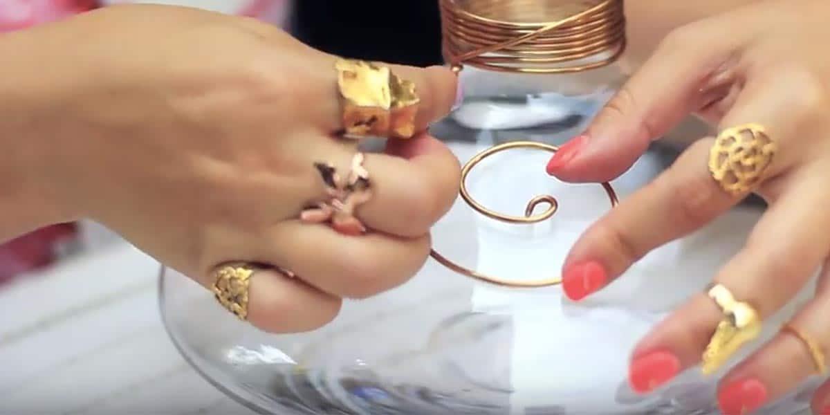 Watch What Happens When She Wraps Copper Wire To A Vase (Chic!)
