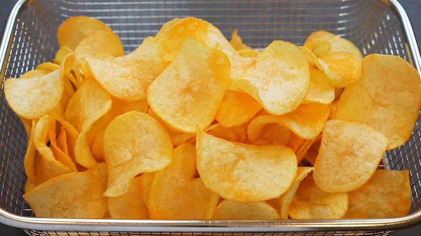 Homemade Crispy Potato Chips Recipe
