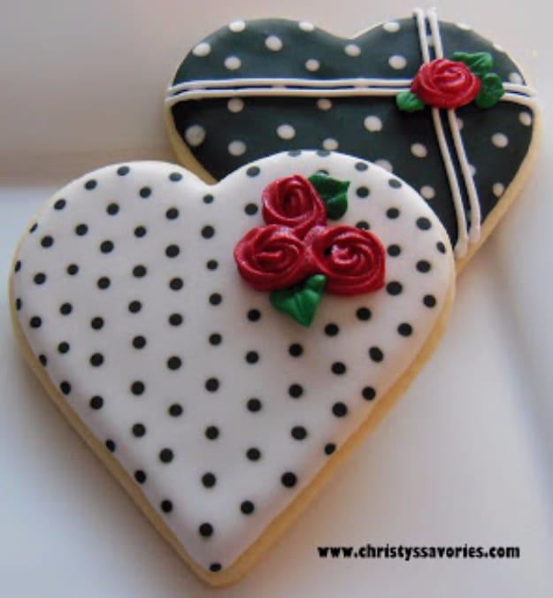 DIY Valentines Day Cookies - Valentine's Day Heart Cookies - Easy Cookie Recipes and Recipe Ideas for Valentines Day - Cute DIY Decorated Cookies for Kids, Homemade Box Cookies and
