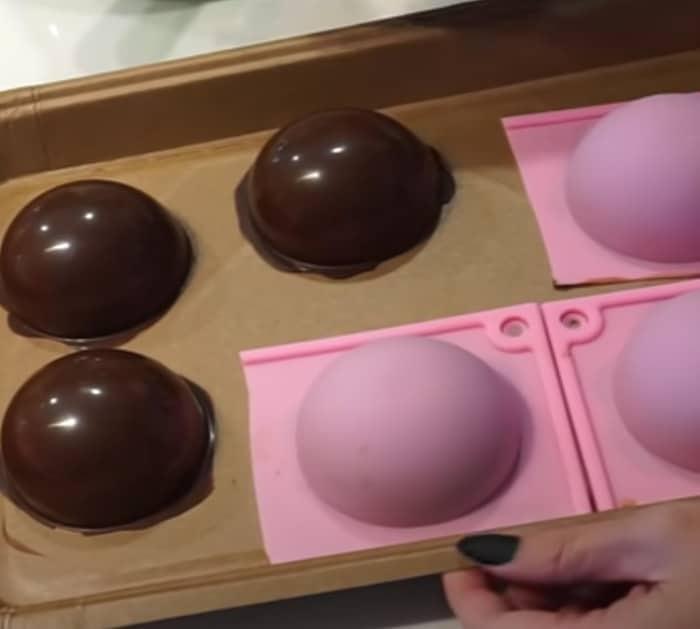 Hot Cocoa Bombs Tutorial