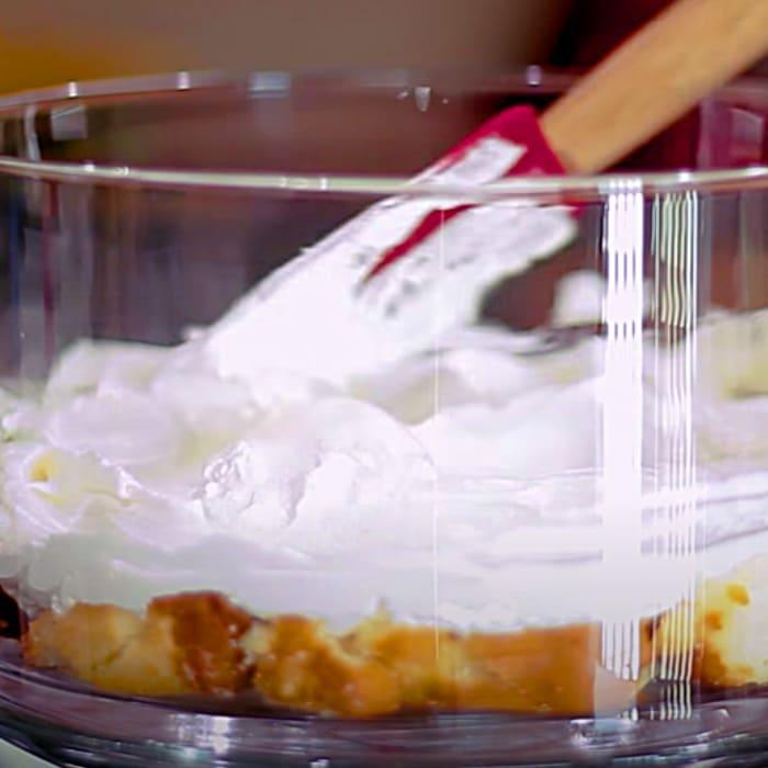Strawberry Trifle Recipe - Easy Trifle Dessert - How To Make A Strawberry Trifle - Strawberry Shortcake Ideas