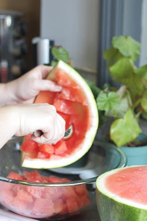 Cut Watermelon The Easy Way, a shortcut worth passing along to a friend and one worth bookmarking from this list