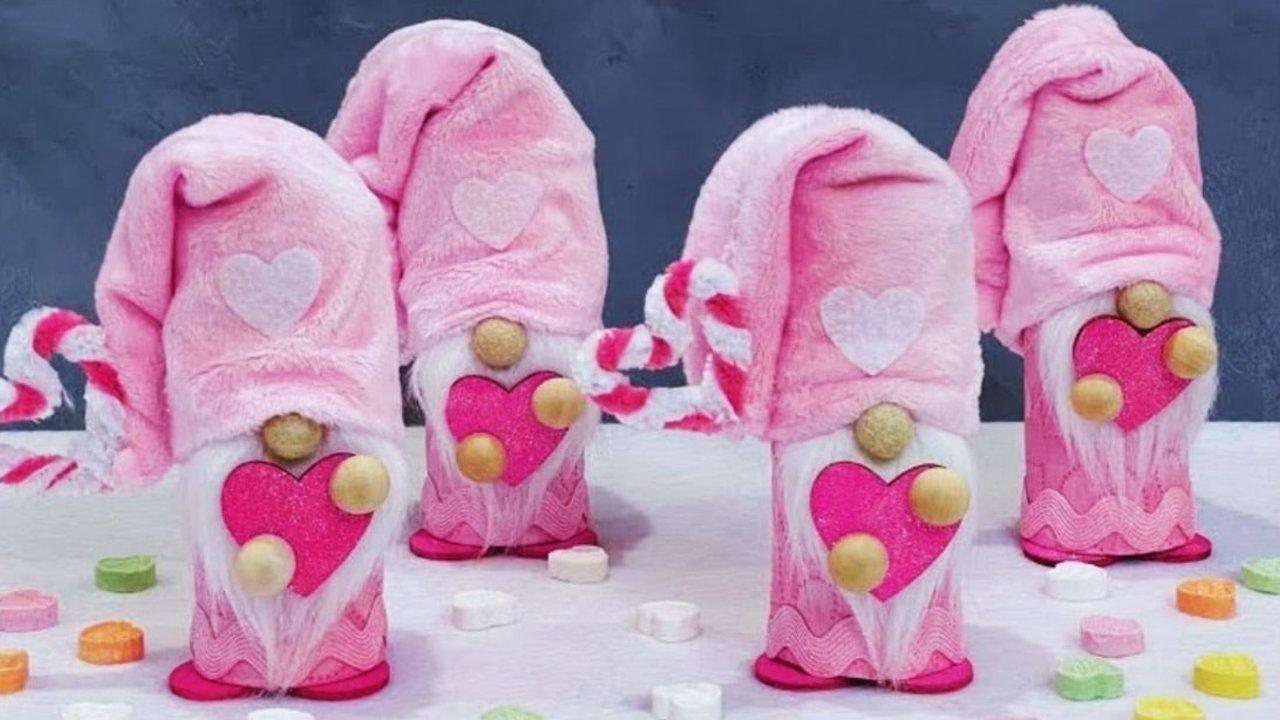 No-Sew DIY Valentine Gnome Tutorial
