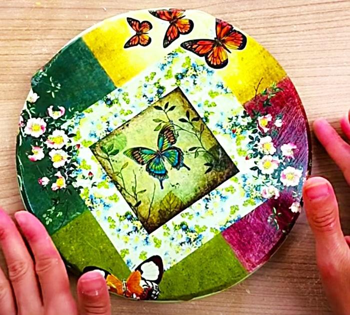 Decoupage Ideas - DIY Transfer Ideas - Sewing Box With Card Transfer