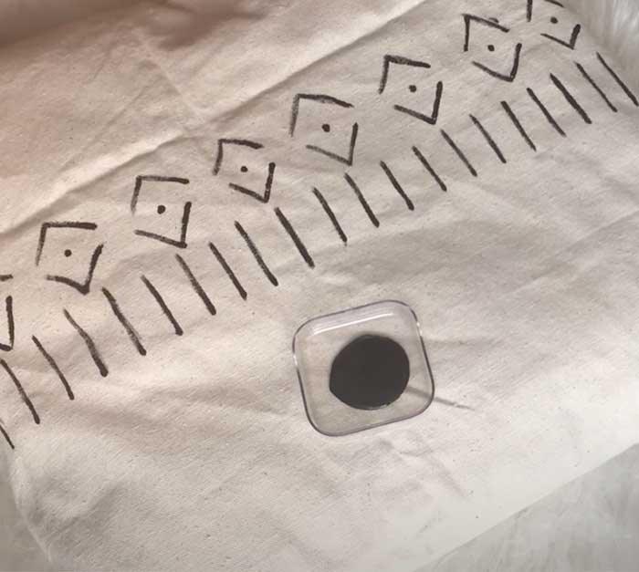 DIY Painted Pillow - Easy No Sew