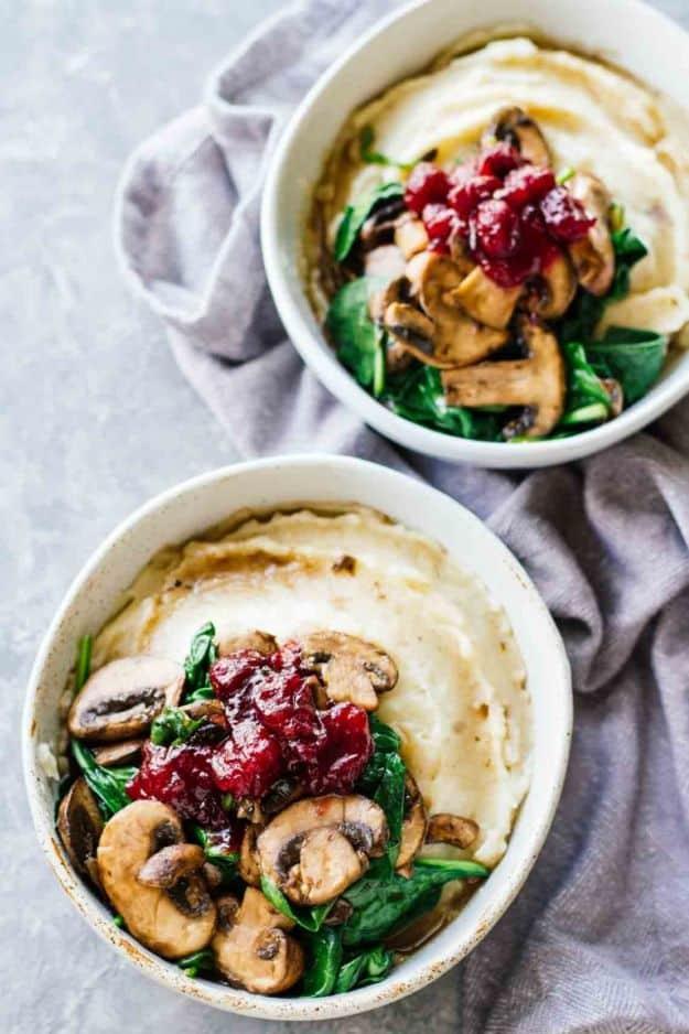 Recipes for Clean Eating - Slow Cooker Mashed Potatoes & Cranberry Mushroom Sauce - Raw and Whole Foods, Unprocessed Meal and Snack Ideas for Lunch and Dinner - Fresh, Healthy Food