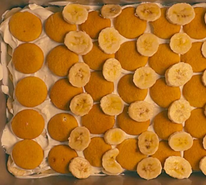 Make Magnolia Cafe Style Banana Pudding with heavy whipping cream
