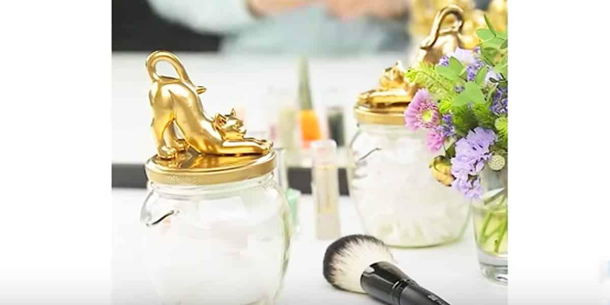 Watch The 14 Insanely Cool Things She Does With Old Toys!