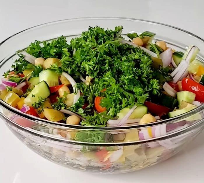Mediterranean Chickpea Salad Recipe Ingredients