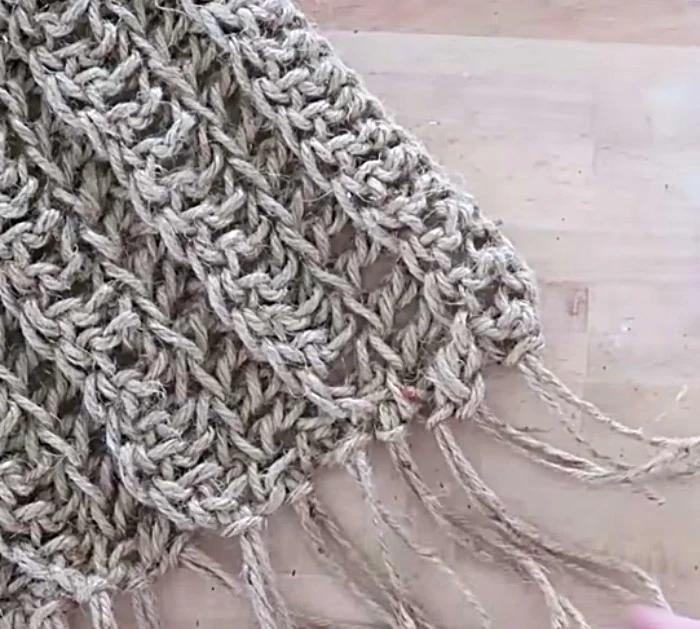 Make a DIY jute rug out of Dollar Store Twine