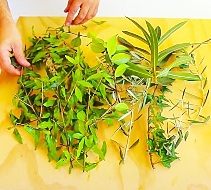 Autumn Decor - Easy DIY Fall Decor Ideas - Tablecloth Using Natural Design