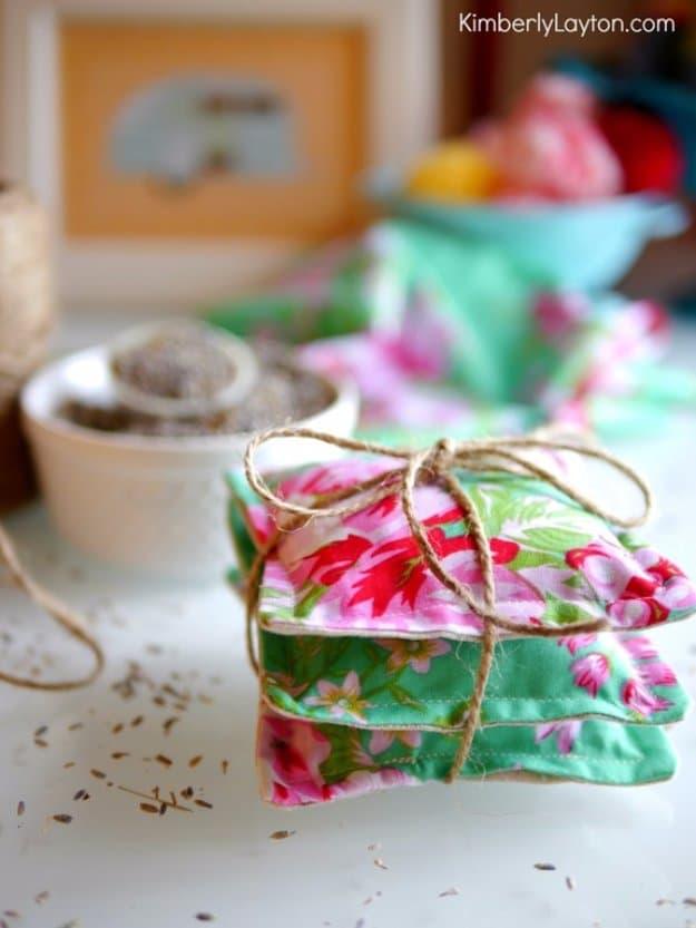 DIY Sewing Gift Ideas for Adults and Kids, Teens, Women, Men and Baby - Lavender Sachets - Cute and Easy DIY Sewing Projects Make Awesome Presents for Mom, Dad, Husband, Boyfriend,