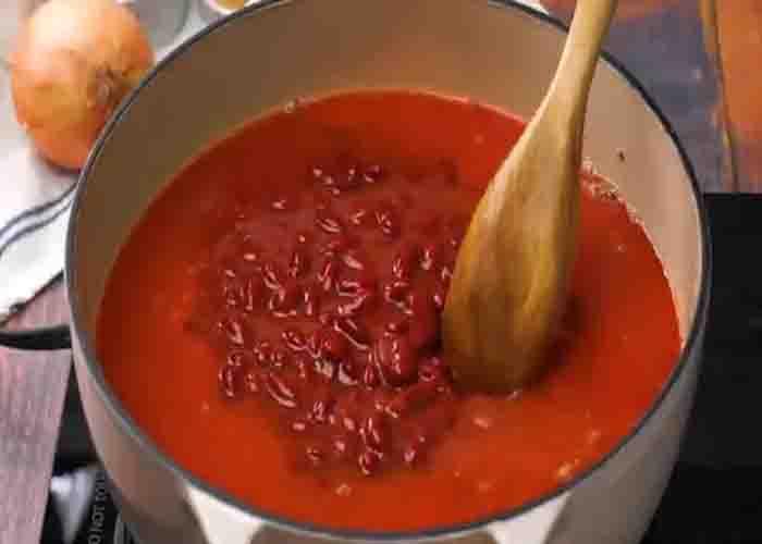 Cooking the cafeteria chili recipe