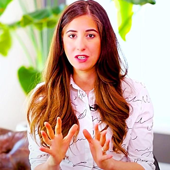 How To Be A Minimalist - Five Ways To Be A Minimalist - Live With Less Stuff