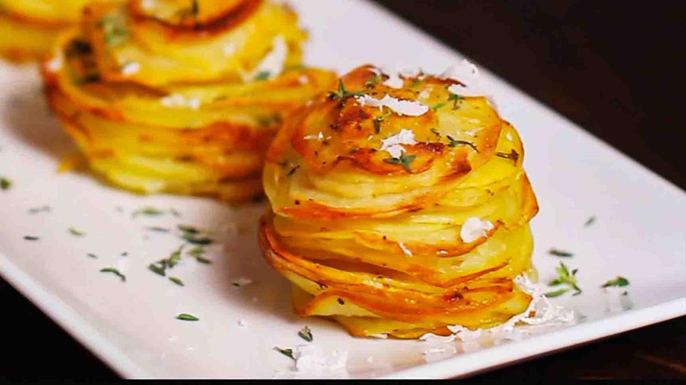 Easy Parmesan Potato Stacks Recipe