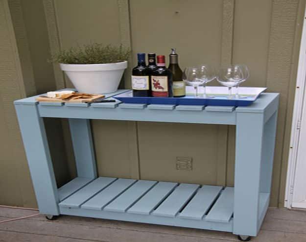 DIY Patio Furniture Ideas - Outdoor Rolling Cart - Cheap Do It Yourself Porch and Easy Backyard Furniture, Rocking Chairs, Swings, Benches, Stools and Seating Tutorials - Dining Ta