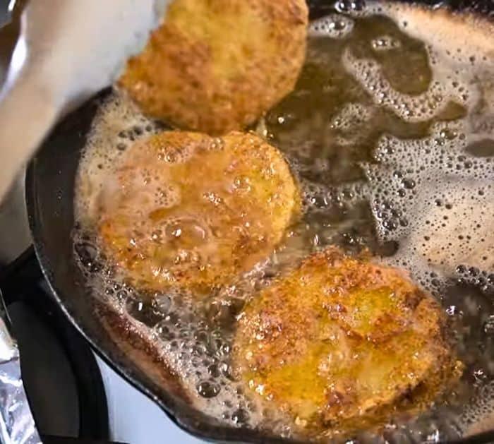 How to Make Southern Fried Green Tomatoes (2)