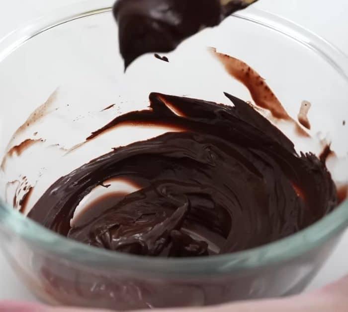 How to Make Classic Marble Cake
