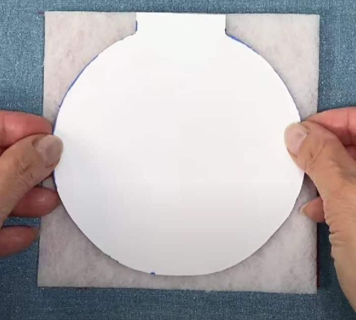 How to make Christmas themed coasters from scrap fabrics