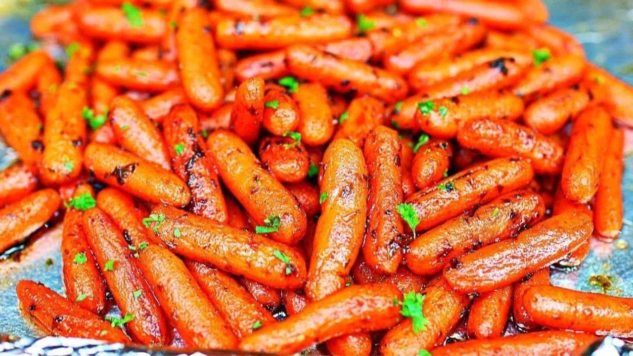 Easy Honey Butter Roasted Baby Carrots Recipe