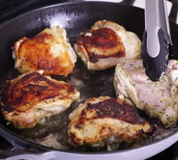 How To Cook Skillet Chicken & Rice