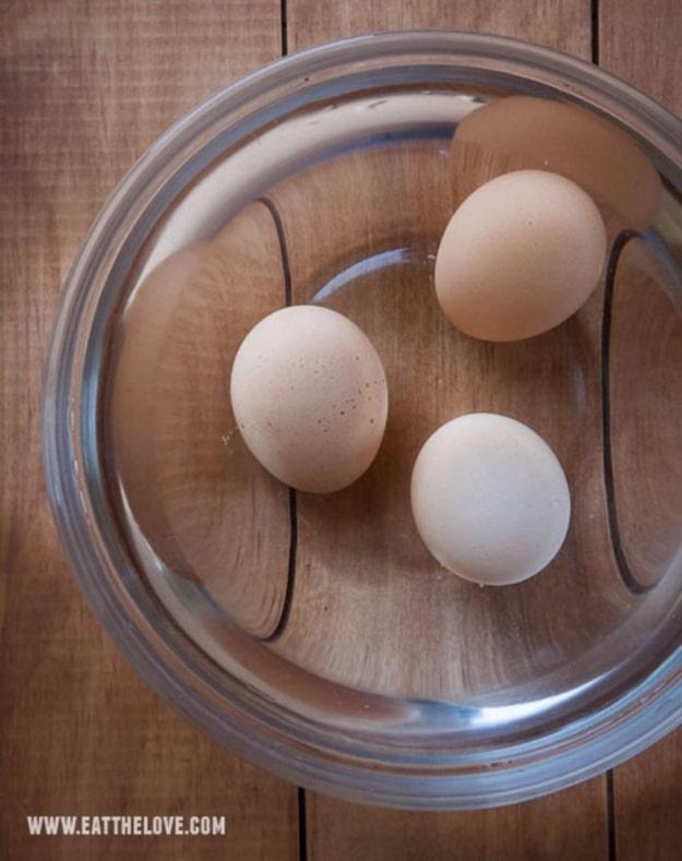 Quickly Bring Eggs to Room Temperature, a smarter kitchen shortcut, forgiving even on a rushed weeknight