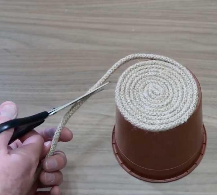 DIY Houseplant Pot - Rope Covered Pot