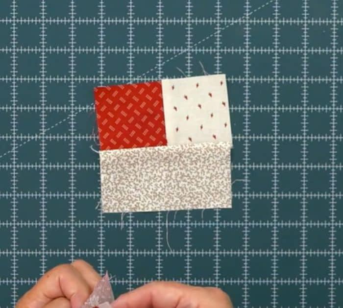 Simple Log Cabin Quilt With Jenny Doan Tutorial (1)