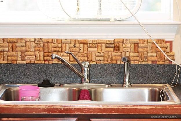 DIY Wine Cork Kitchen Projects & Decor Idea - Wine Cork Backsplash - DIY Projects & Crafts by Sueeye