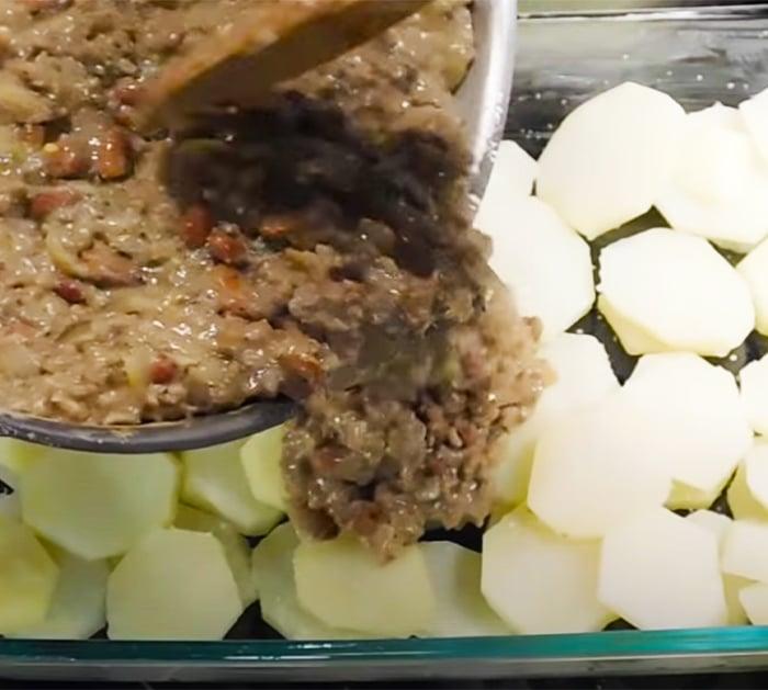 Southern Hamburger And Potato Casserole Recipe | Homemade Recipes