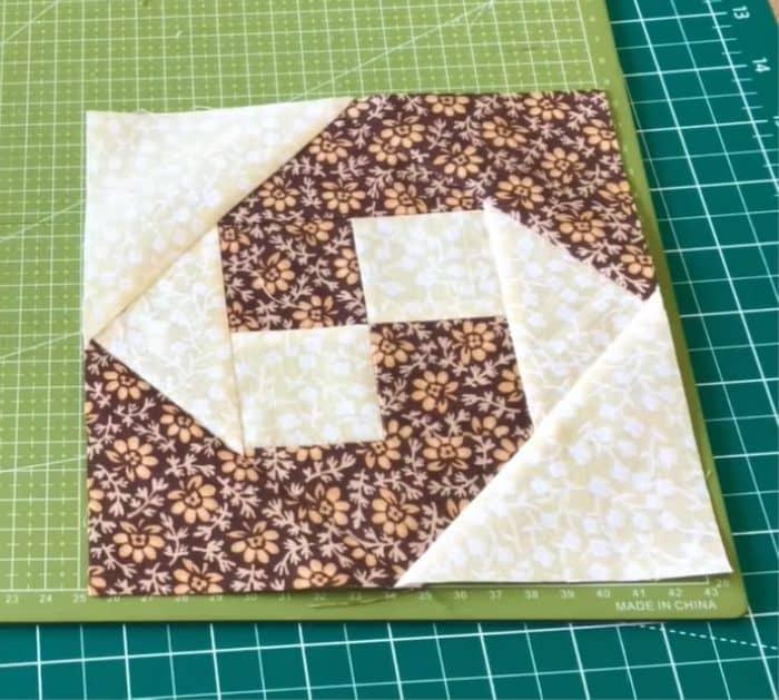 Easy Snail Trail Patchwork Quilt Block Pattern