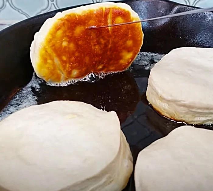 Cook Canned Biscuits Low And Slow On The Stovetop