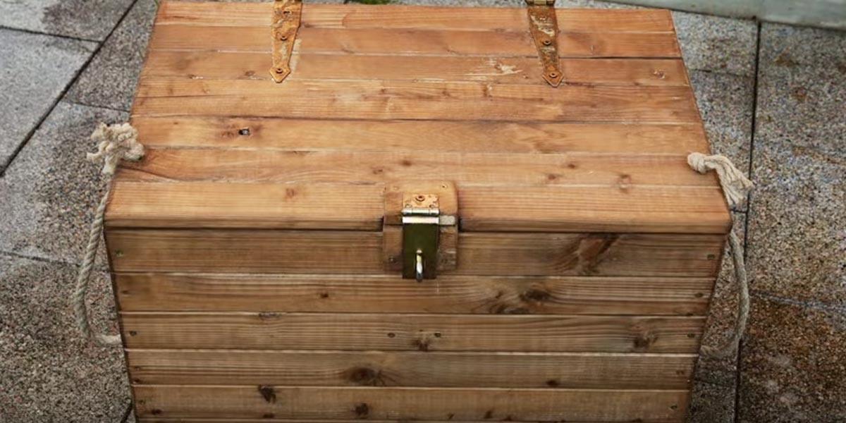 If You Need Storage Space Here’s A Quick And Easy Practical Solution to That Problem!