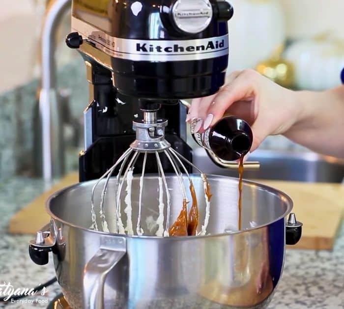 Easy Salted Caramel Frosting Ingredients