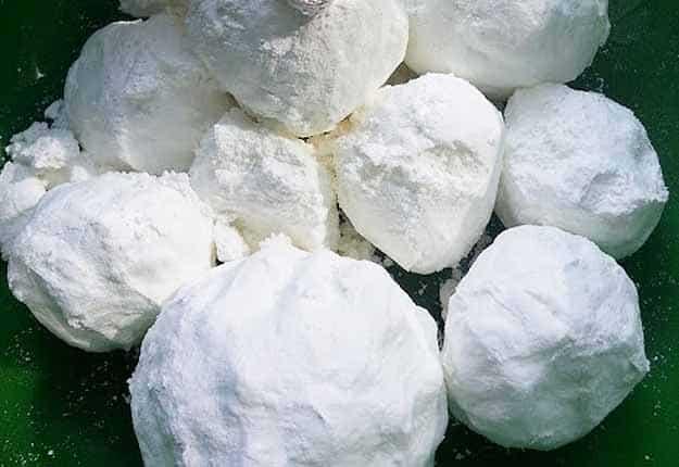 DIY Kids Outdoors Games - DIY Snowball Fight in Summer - DIY Projects & Crafts by Sueeye at