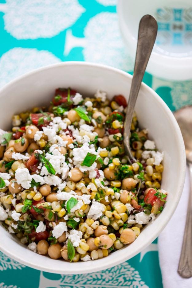 Healthy Lunch Ideas for Work - Grilled Corn And Chickpea Salad - Quick and Easy Recipes You Can Pack for Lunches at the Office - Lowfat and Simple Ideas for Eating on the Job - Mic