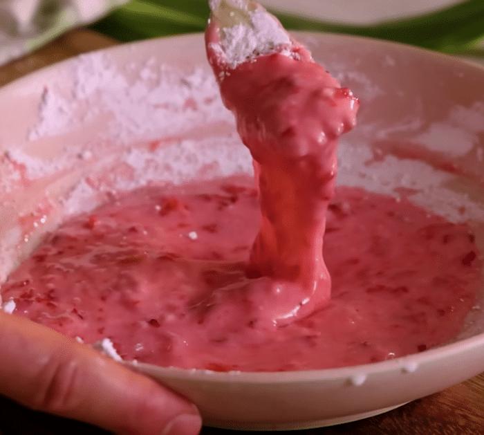 How to Make Strawberry Loaf Bread