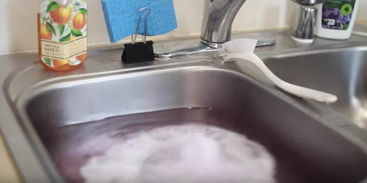 15 Awesome Cleaning Hacks With DIY Natural Cleaning Products…